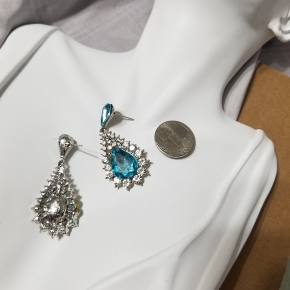 Blue earrings - Picture 4 of 4